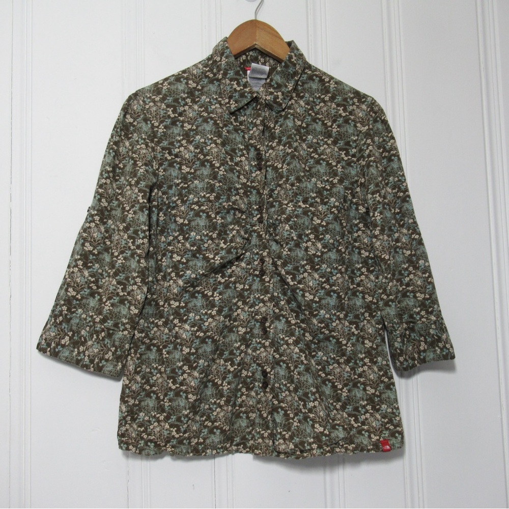 The North Face Green Floral 3/4 Sleeve Button Down Shirt Size Large